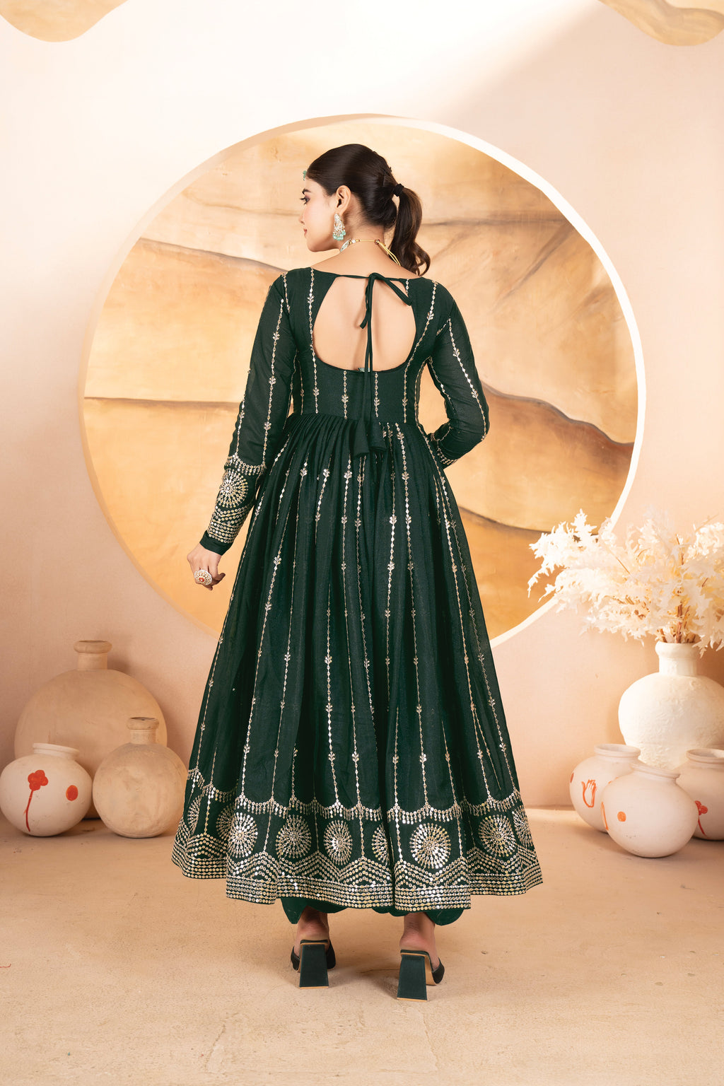 Eloriya Gauri's New Trendy Anarkali Suit Set - L [40] | Eloriya India