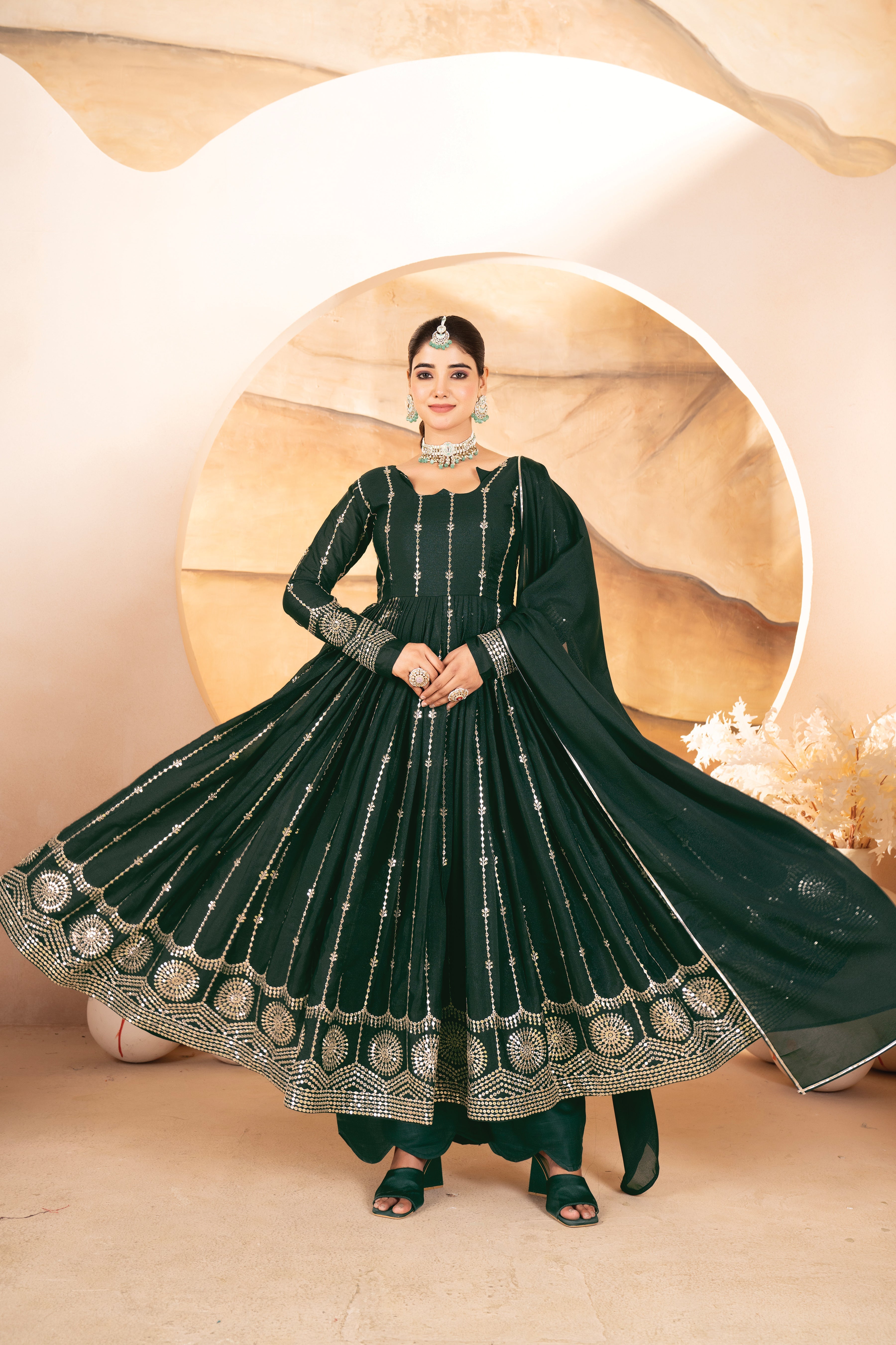 Eloriya Gauri's New Trendy Anarkali Suit Set - XS [34] | Eloriya India