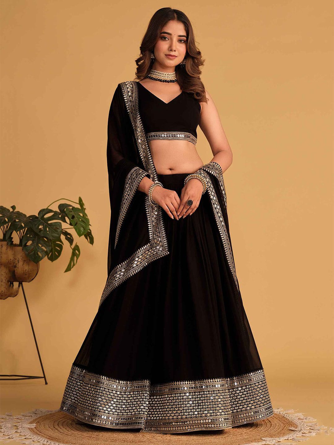 Eloriya Kalavati's Black Lehenga Choli | Eloriya India