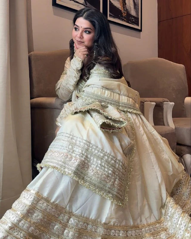 Eloriya Neha Heavy Pure Vichitra Anarkali Suit Set - L [40] | Eloriya India