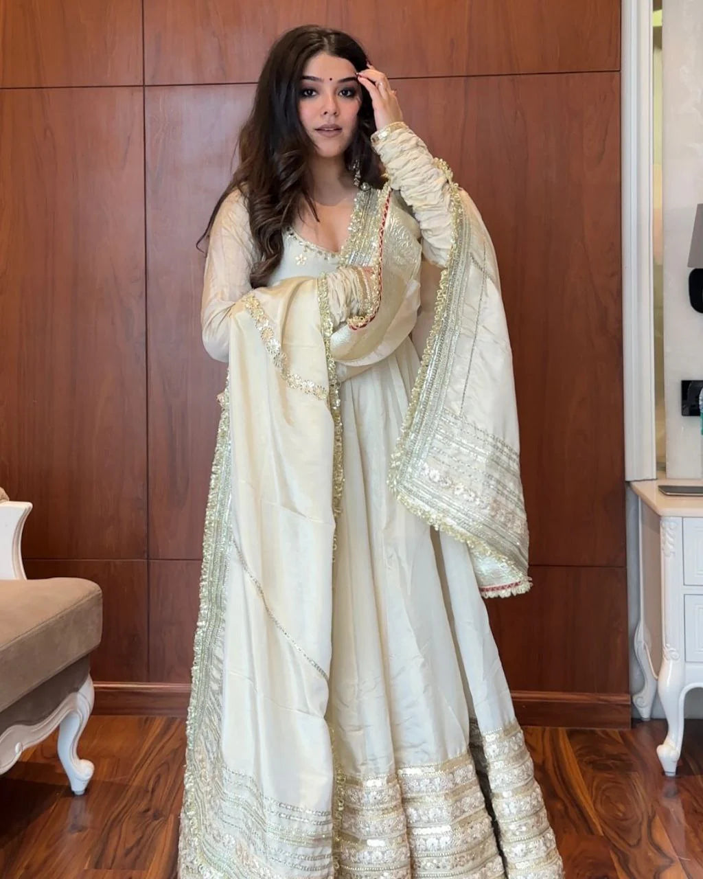 Eloriya Neha Heavy Pure Vichitra Anarkali Suit Set - M [38] | Eloriya India