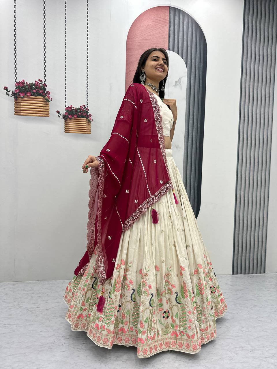 Eloriya Premium Quality Heavy Traditional Lehenga Choli - M | Eloriya India