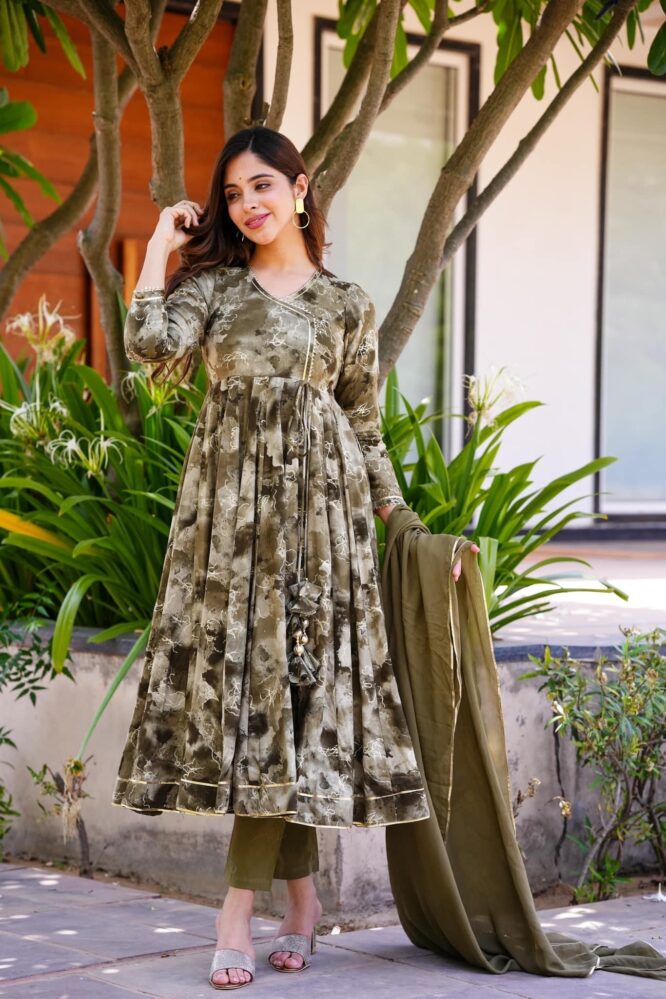 Eloriya Hetvi's Anarkali Suit Set - S | Eloriya India