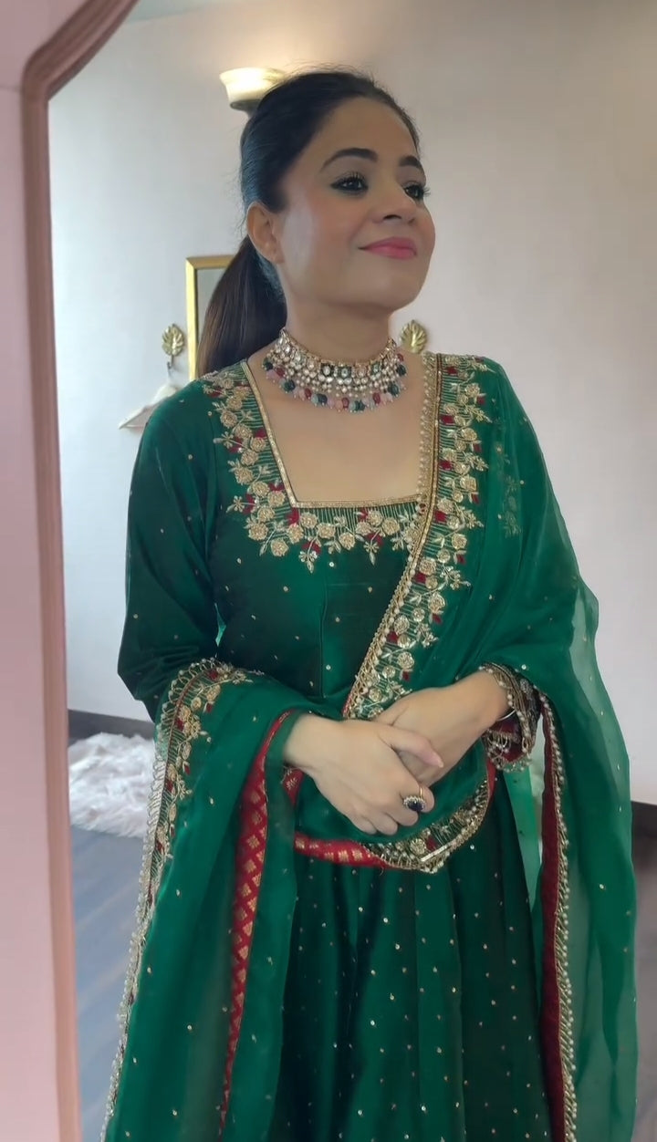 Eloriya Prachi Green Heavy Vichitra Royal Elegant Suit Set - S [36] | Eloriya India