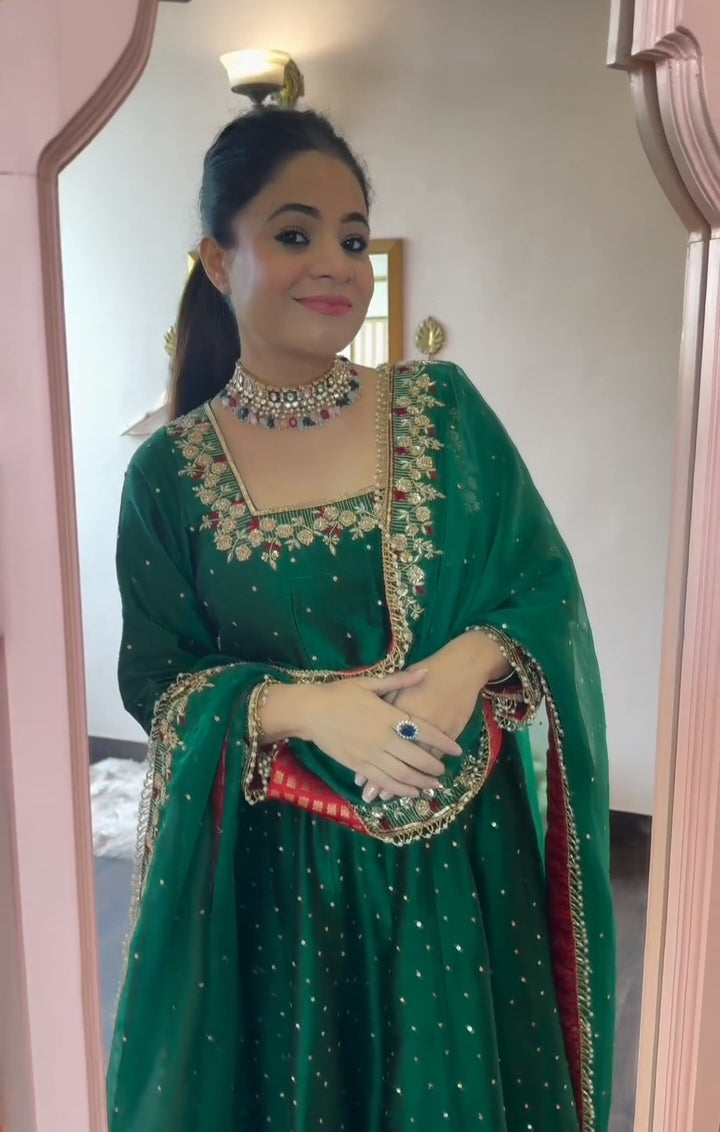 Eloriya Prachi Green Heavy Vichitra Royal Elegant Suit Set - L [40] | Eloriya India