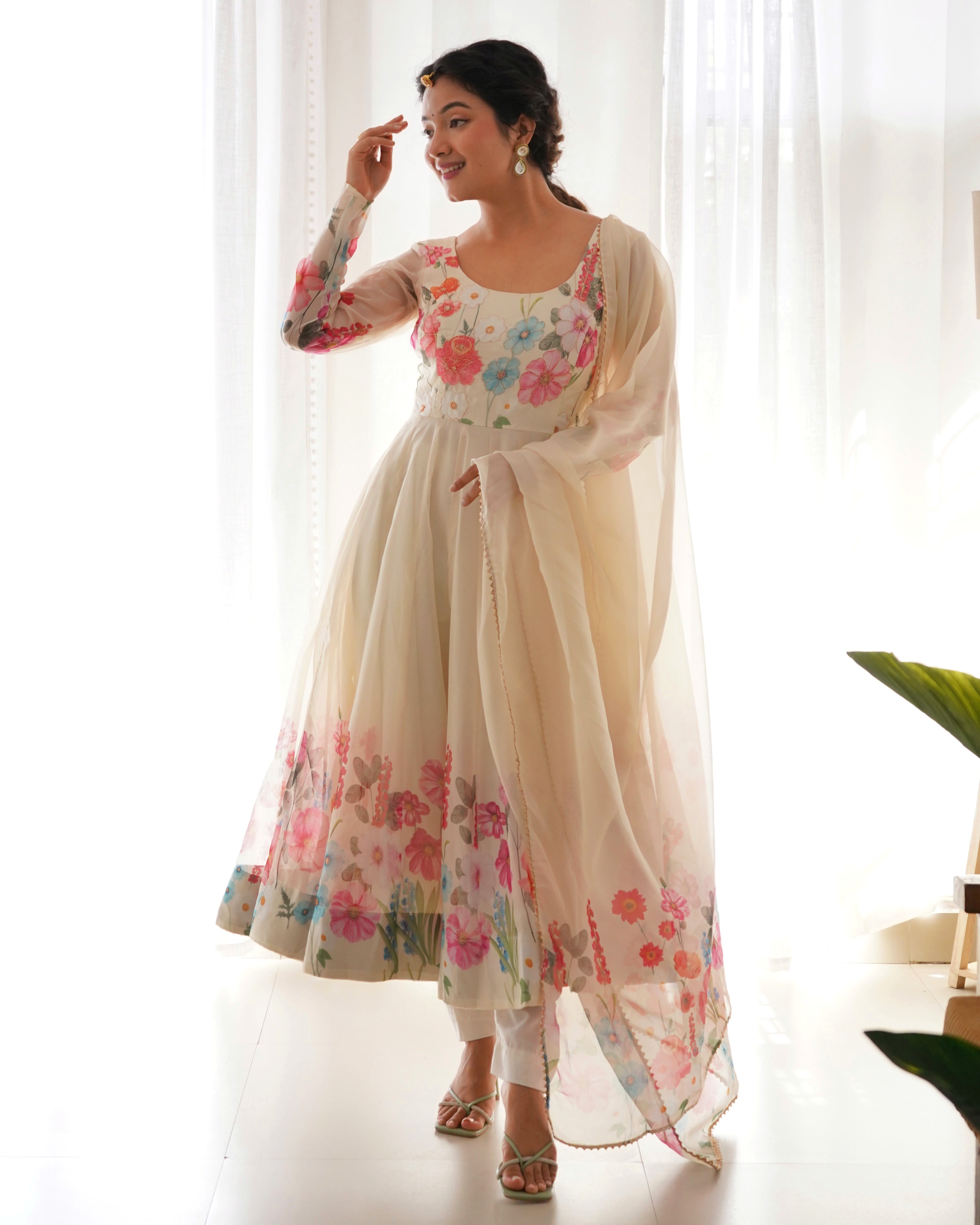 Eloriya Ivory Soft Orghanza Flower Suit - M | Eloriya India