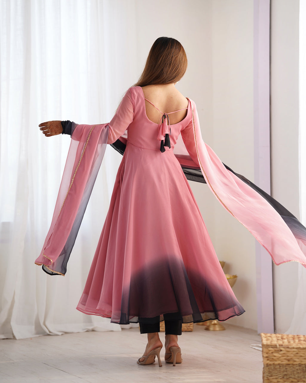 Eloriya Premium Quality Anarkali Suit Set - L [40] | Eloriya India