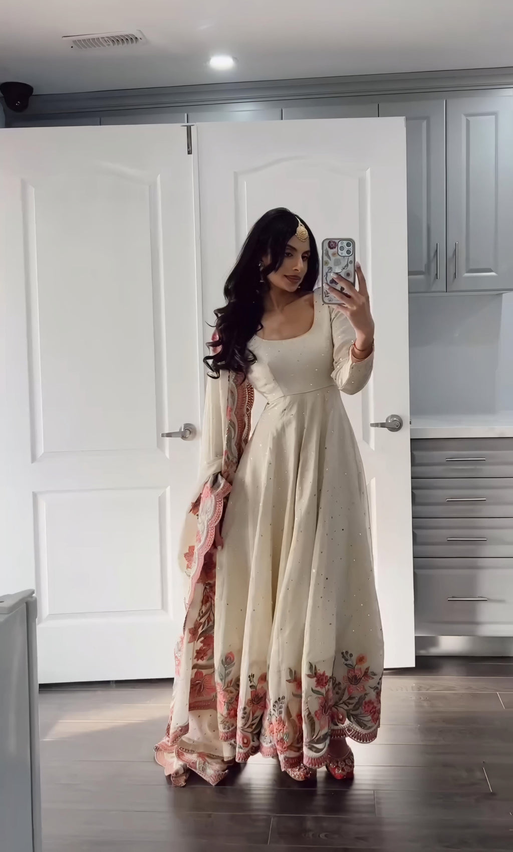 Eloriya Aarushi Heavy Pure Vichitra Silk Gown - L [40] | Eloriya India