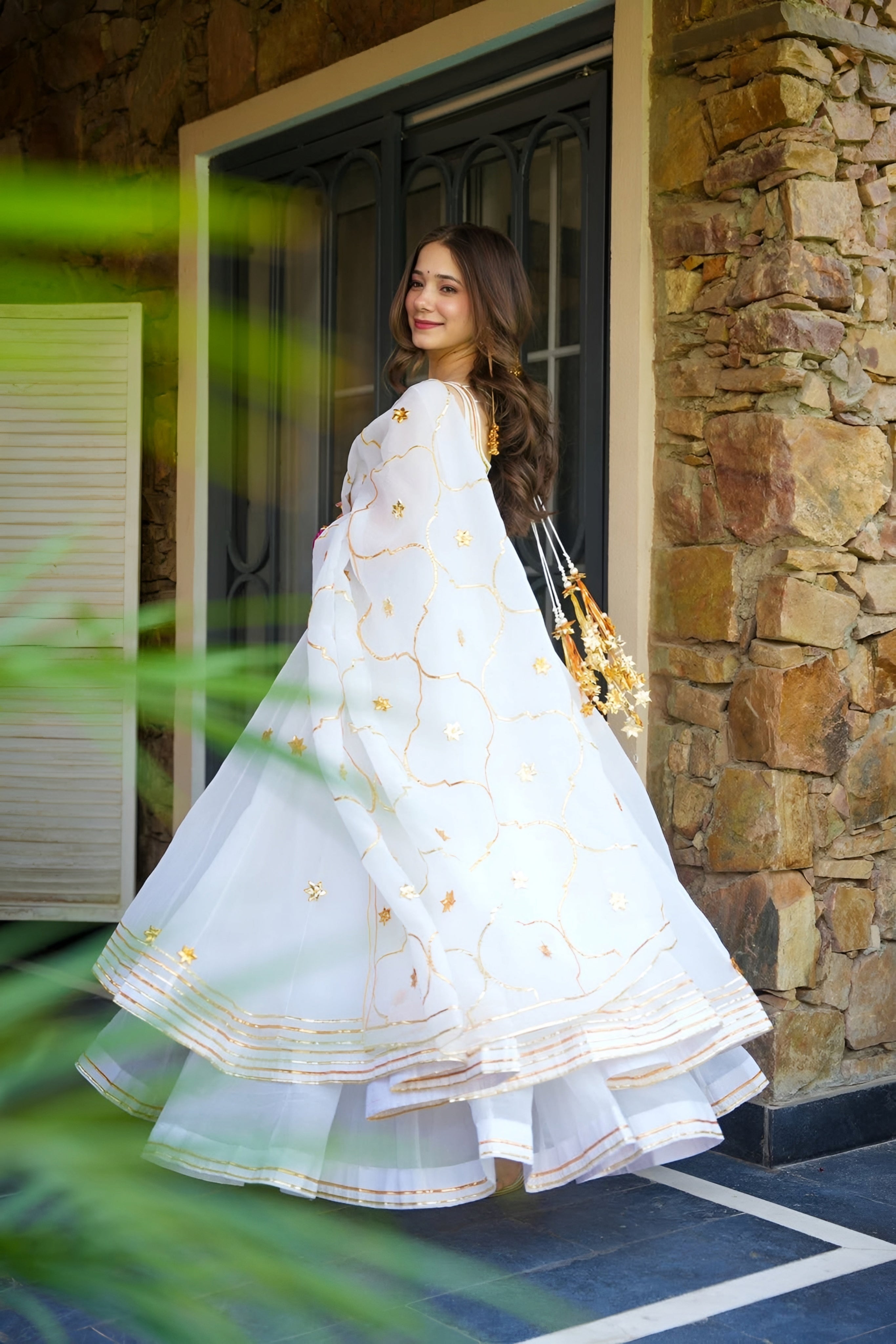 Eloriya Shubhra Faux Georgette Glint Kurta Set - M [38] | Eloriya India