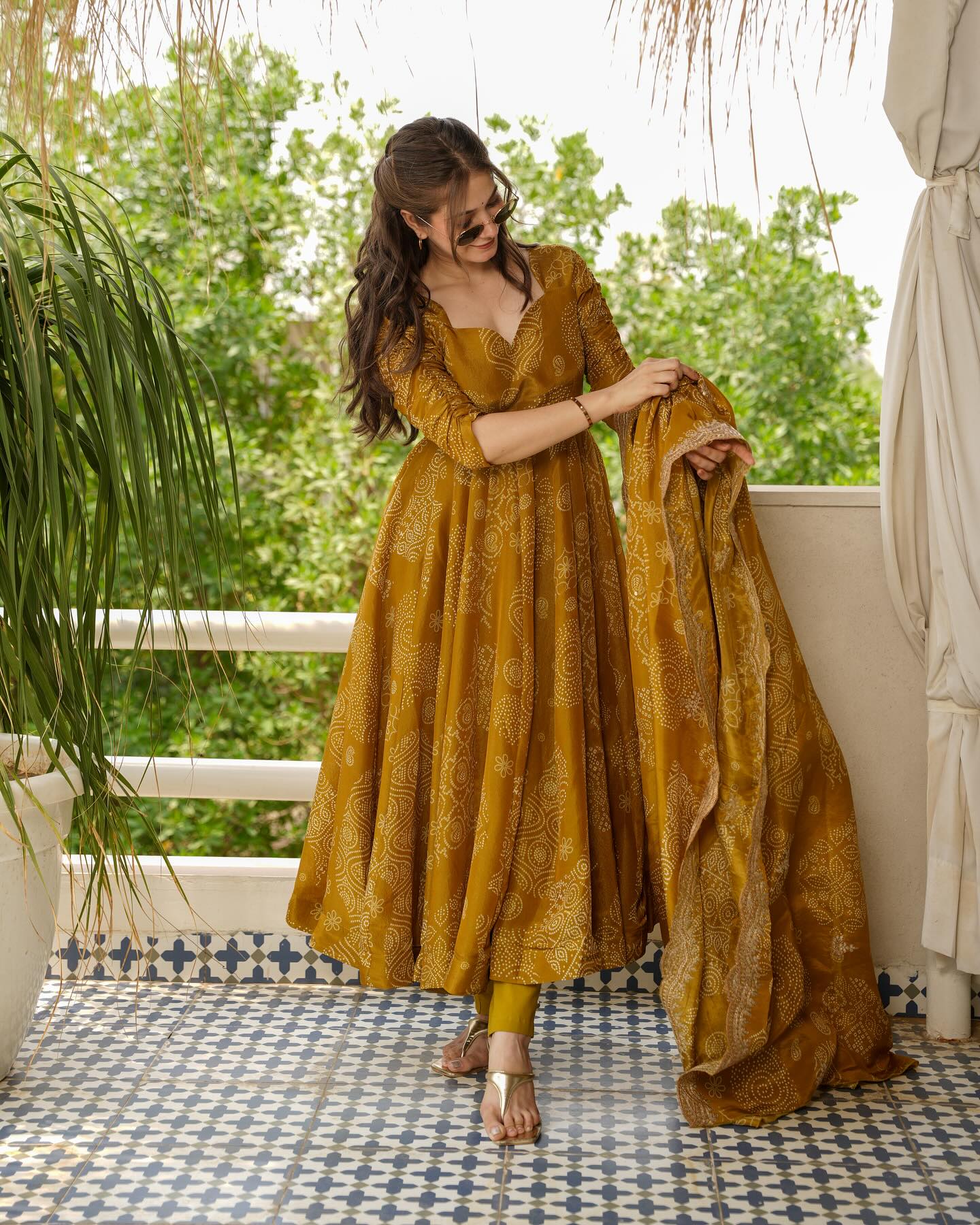Eloriya Bandhani Mehndi Colour Anarkali Suit Set - L [40] | Eloriya India