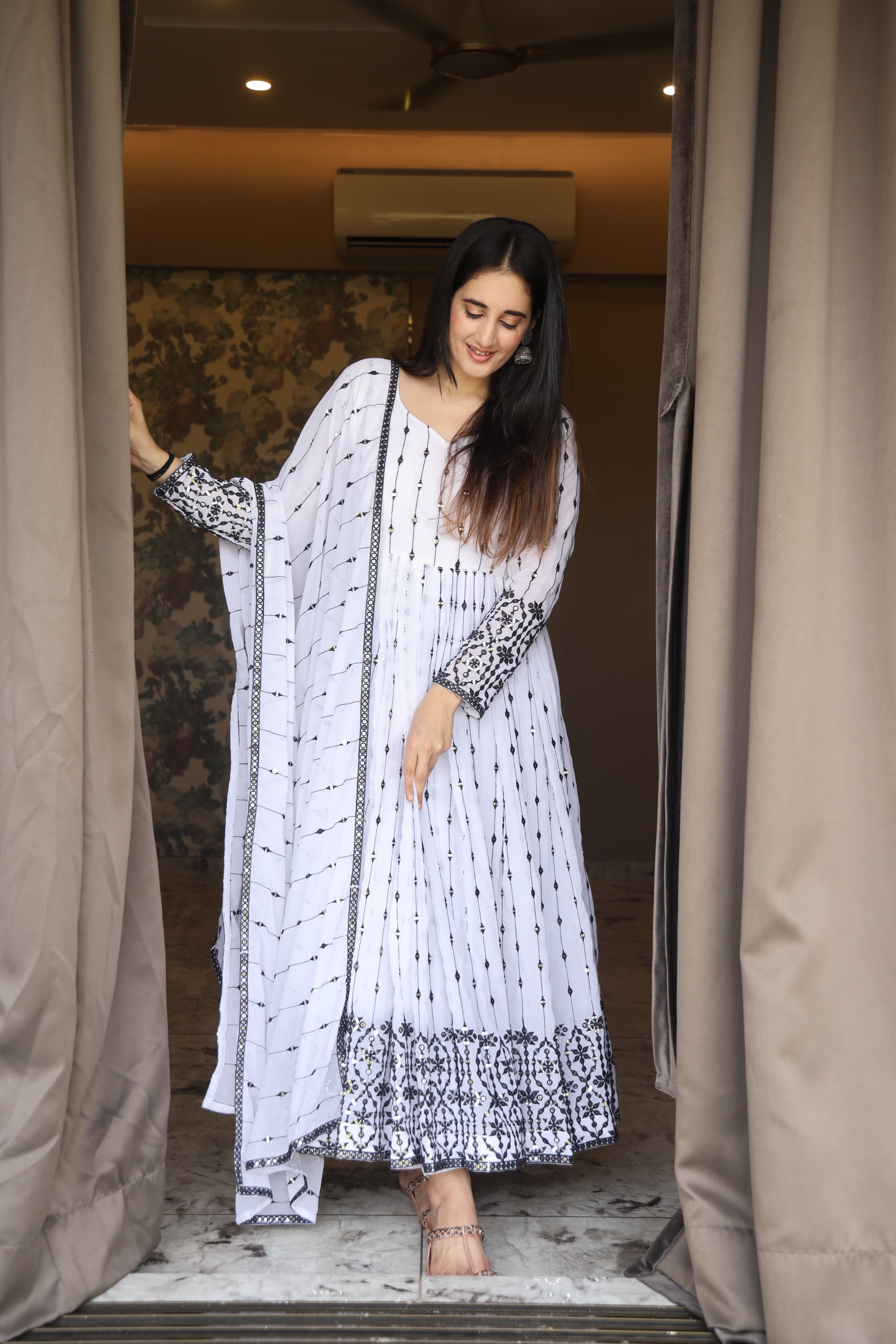 Eloriya Aditi's White Anarkali Suit Set - XS [34] | Eloriya India
