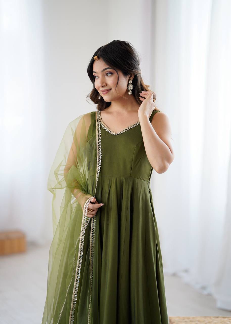 Eloriya Kiyara Mahendi Color Anarkali Suit Set [Sleeves Fabric Attached] | Eloriya India