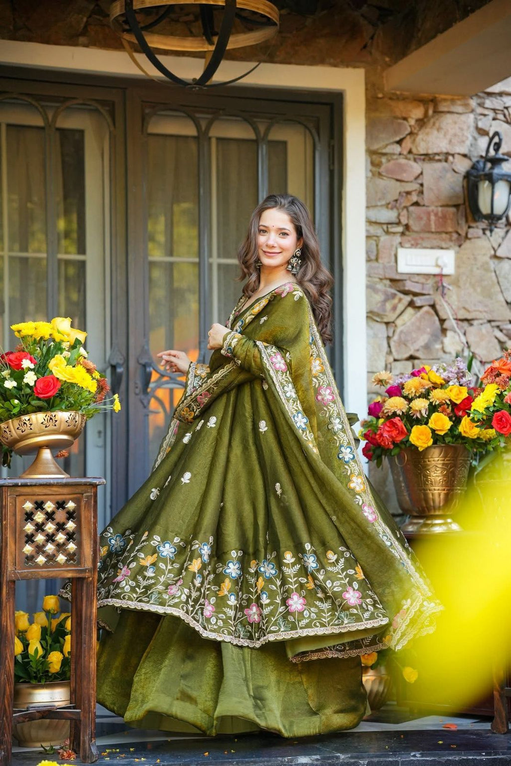 Eloriya Naishvika Floral Anarkali Anarkali Suit Set - M [38] | Eloriya India