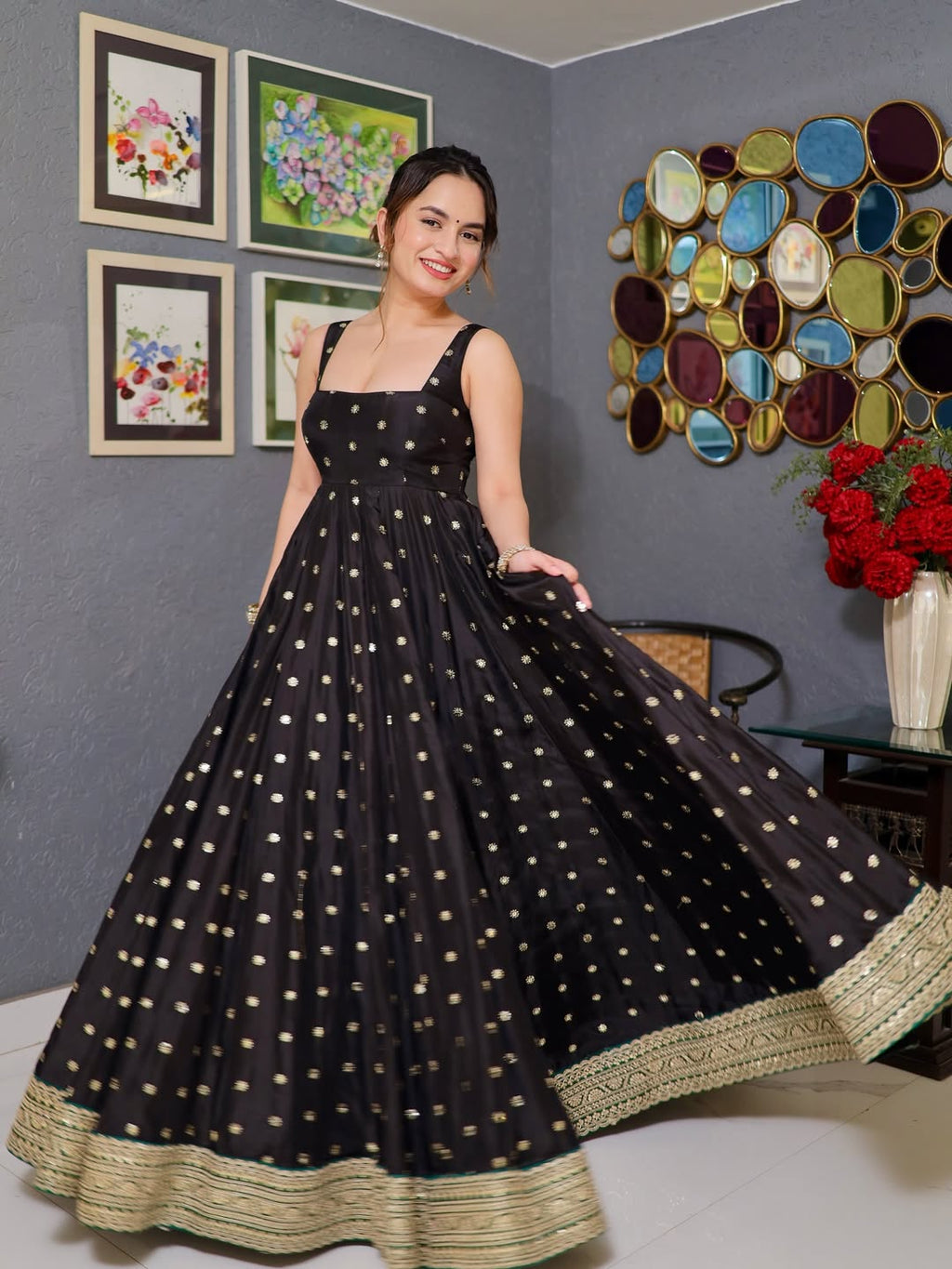 Eloriya Aadhya Black Premium Royal Elegant Suit Set - XS [34] | Eloriya India