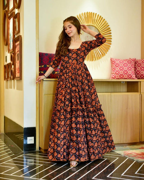 Eloriya Black Masleen Silk Long Gown-Ac-7003 | Eloriya India