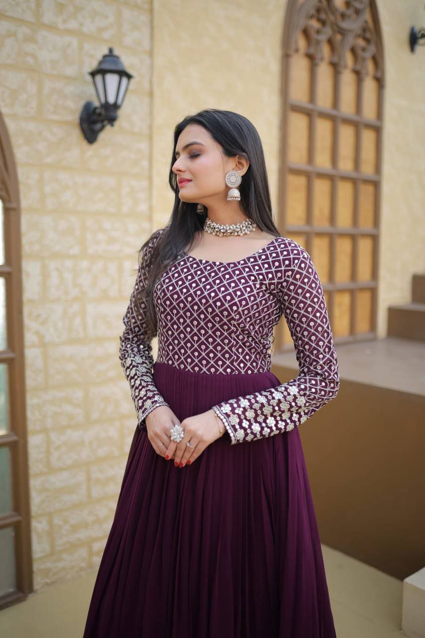 Eloriya Saniya's Wine Gown - M | Eloriya India