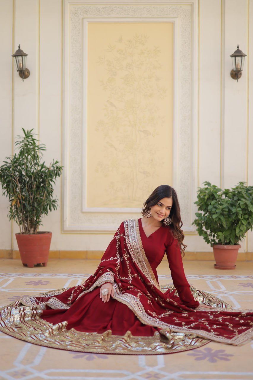 Eloriya Anamika Premium Desiner Suit Set - L [40] | Eloriya India