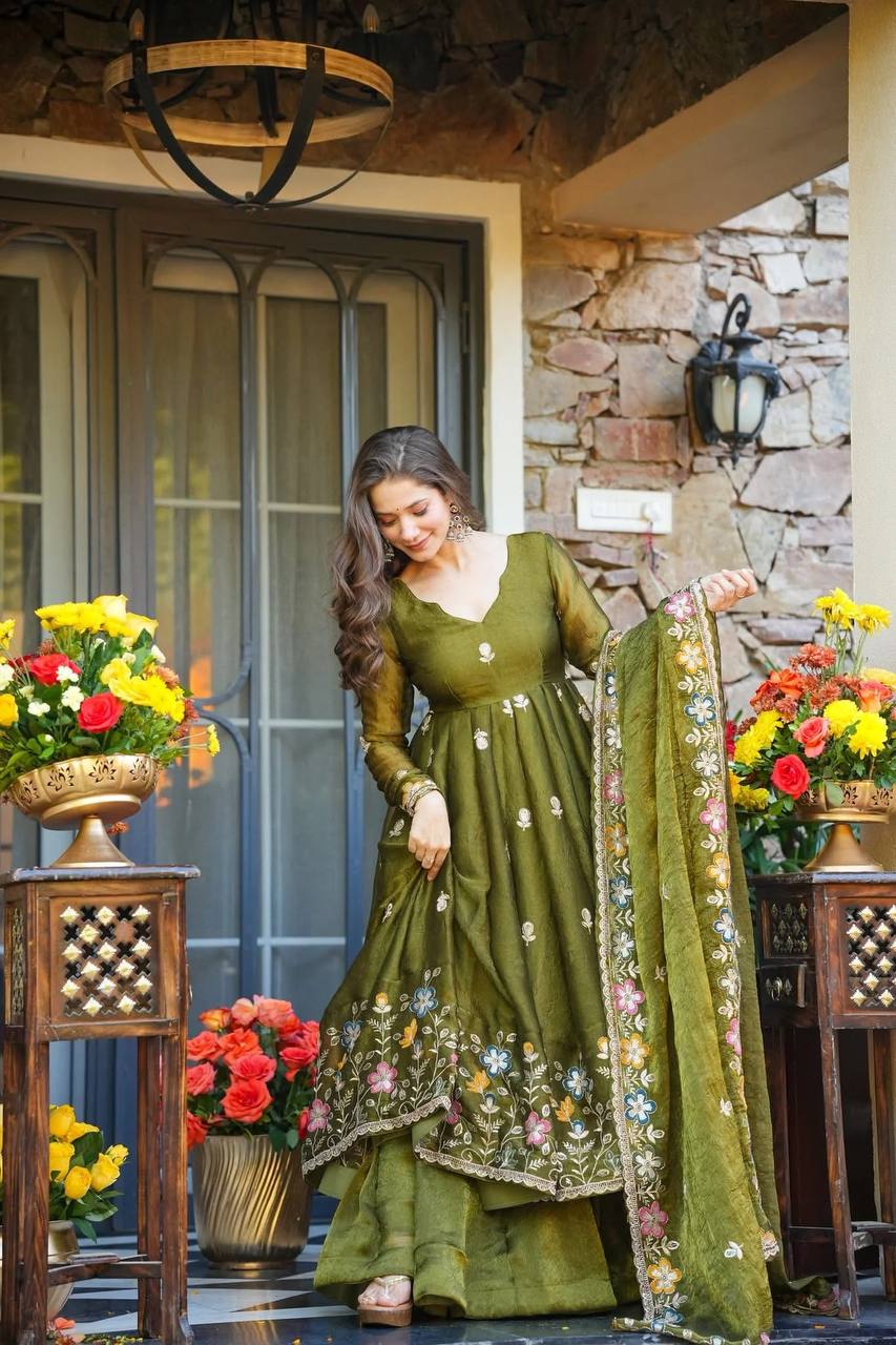 Eloriya Ishva Floral Crunchy Silk Anarkali Premium Suit Set - S [36] | Eloriya India