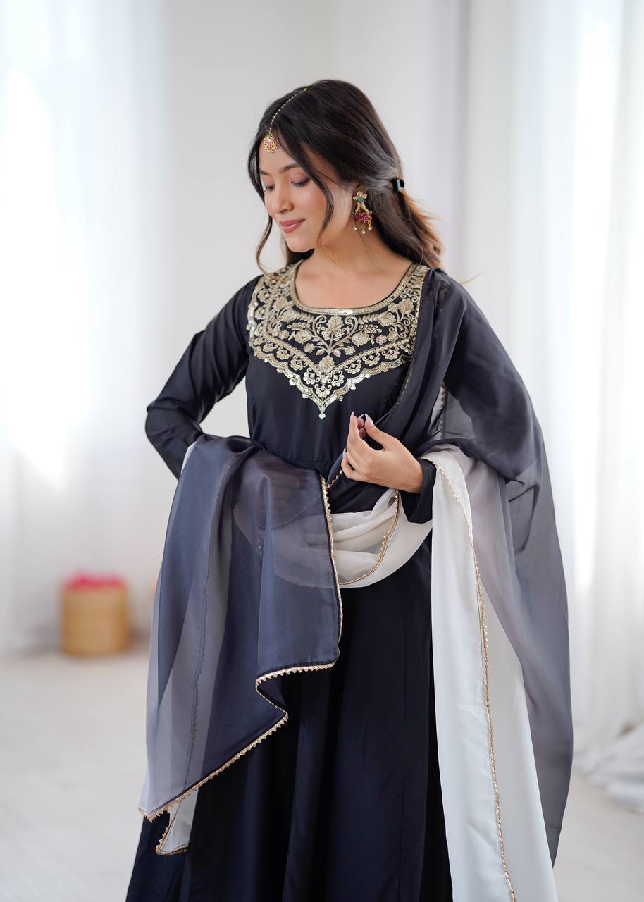 Eloriya Premium Black Embroidered French Crepe Anarkali Suitset | Eloriya India