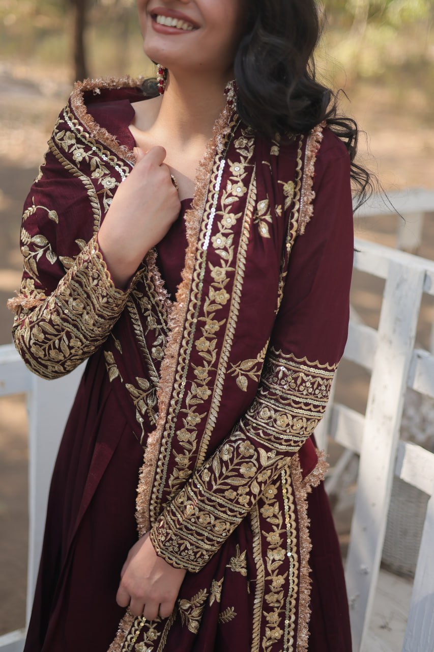 Eloriya Radiant Dark Maroon Suit Set 142 - L [40] | Eloriya India
