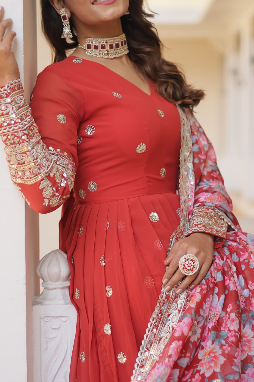Eloriya Kavita's Designere Gown - M(38'') | Eloriya India