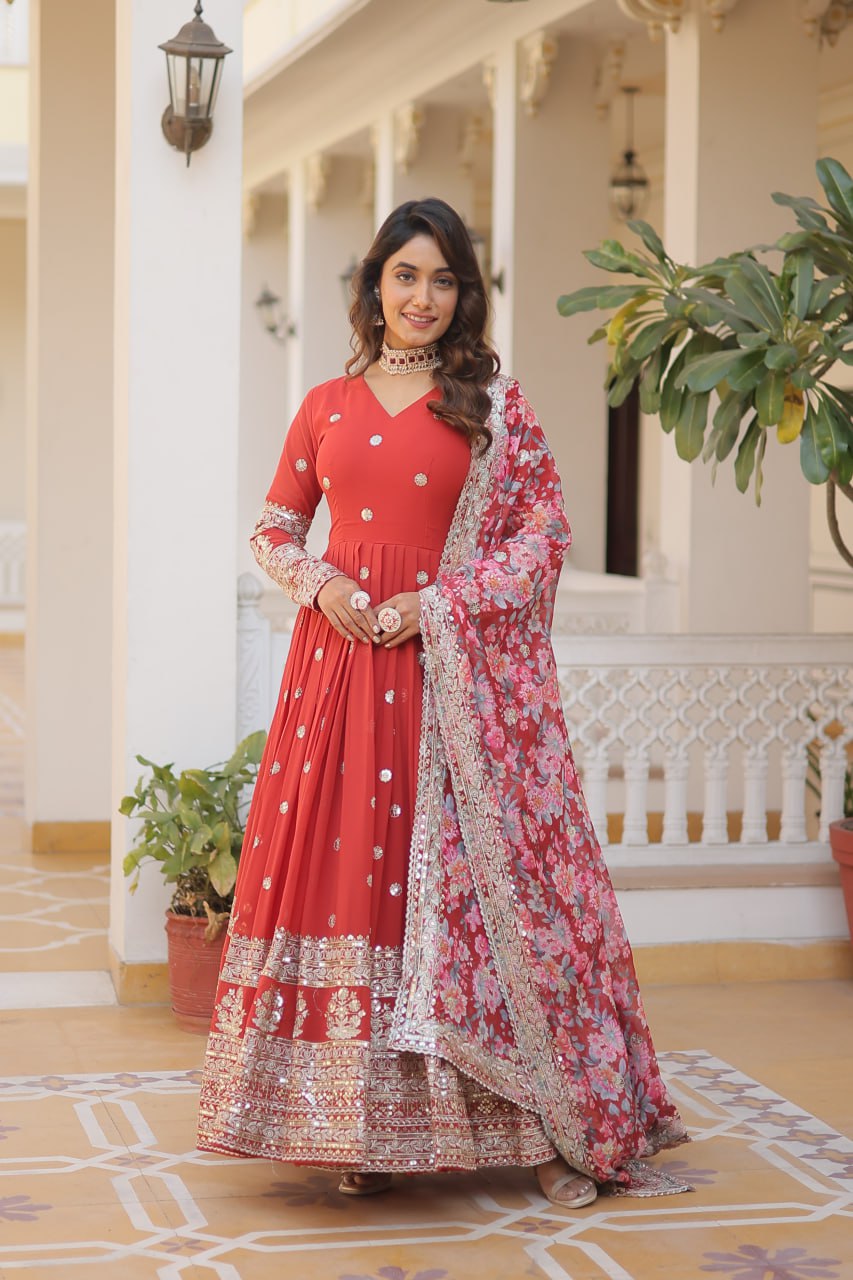 Eloriya Kavita's Designere Gown - S [36] | Eloriya India