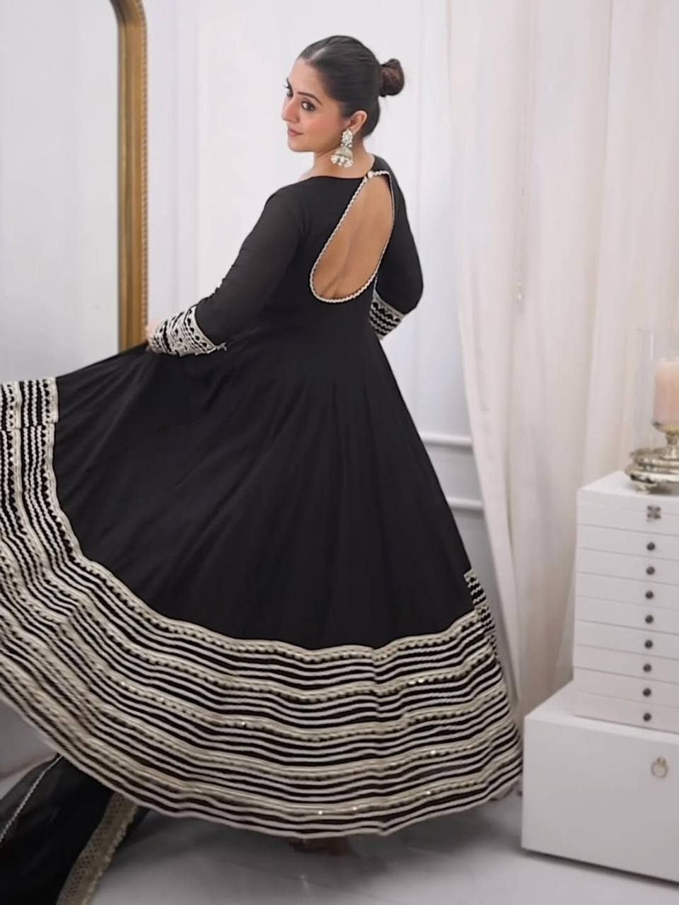Eloriya Nusrat Noor Black Color Embroidered Work Anarkali Suit Set - L [40] | Eloriya India