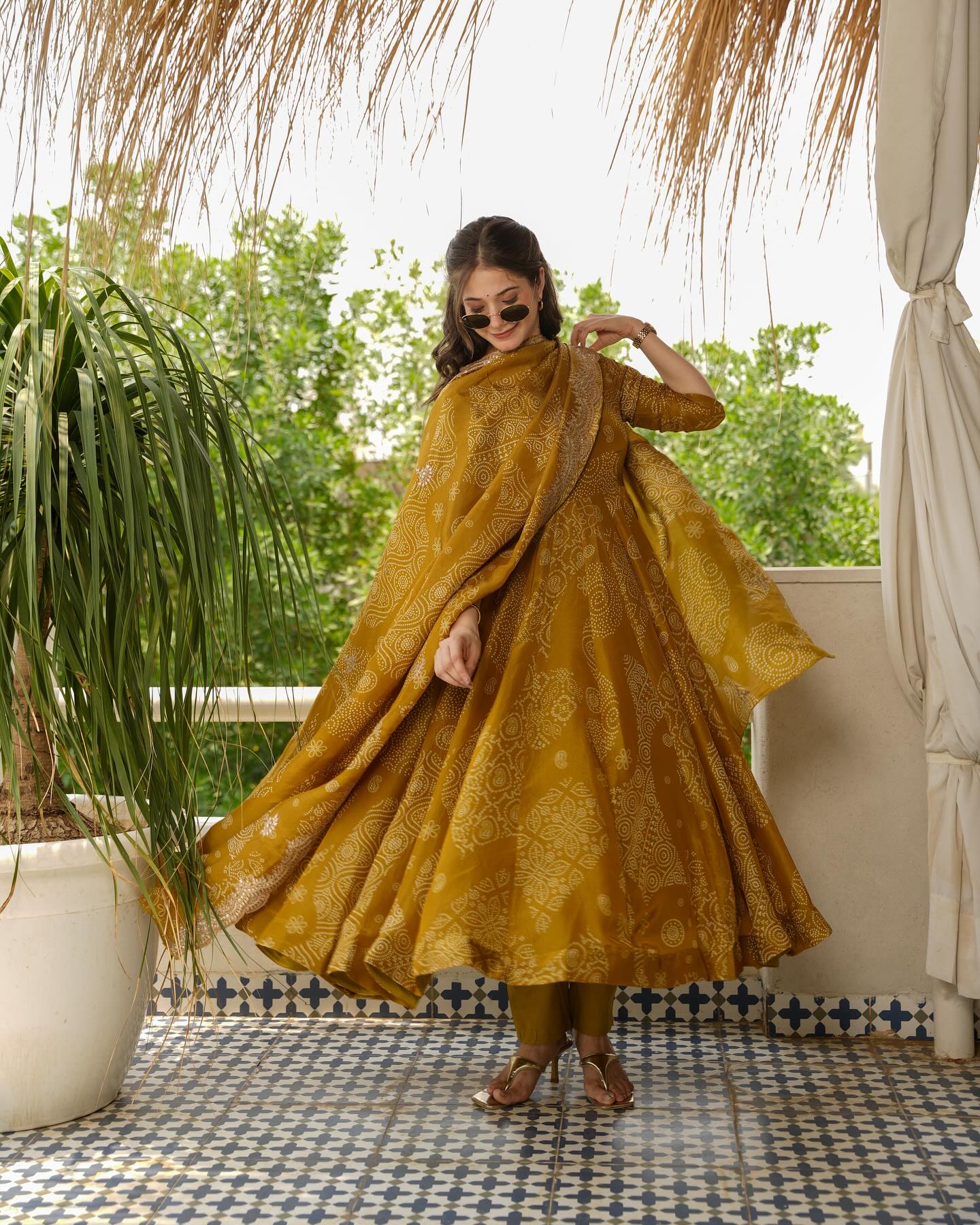 Eloriya Bandhani Mehndi Colour Anarkali Suit Set - M [38] | Eloriya India